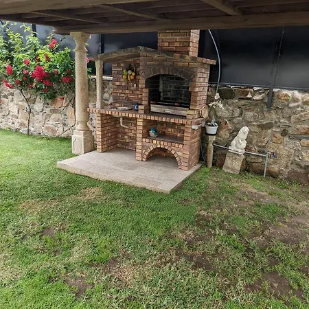 Room Villa Ribeiro Pilgrims Way To Santiago Bike A Garage For Marinhas Esposende Exterior photo