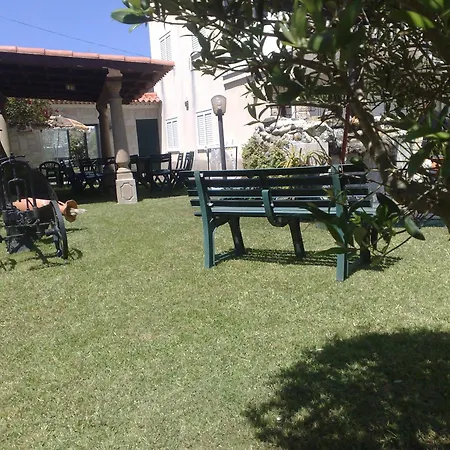 Room Villa Ribeiro Pilgrims Way To Santiago Bike A Garage For Marinhas Esposende Exterior photo