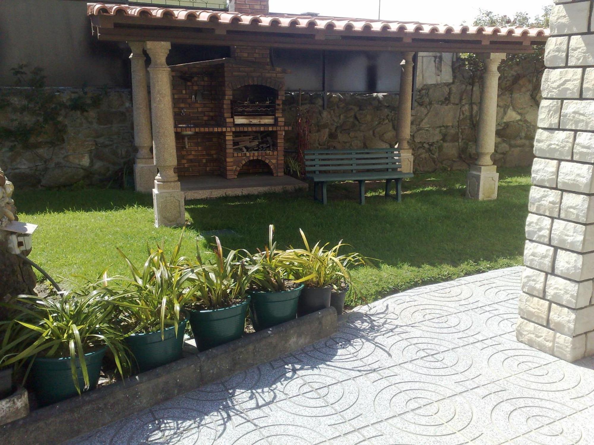Ribeiro Pilgrims Way To Santiago Bike A Garage For Marinhas Homestay *
